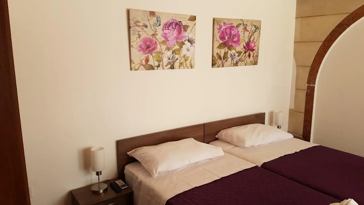 Zorbas No 3 Apartment Larnaca